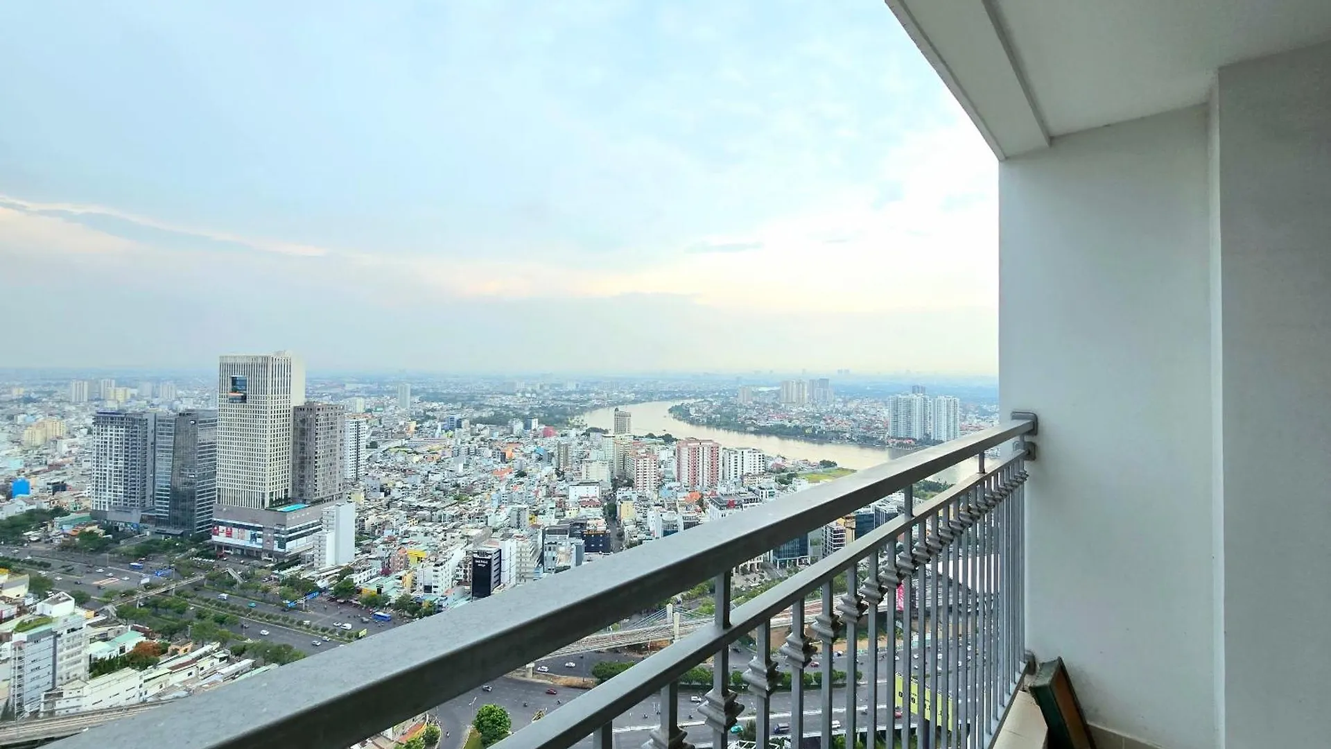 Vinhomes Central Park Premier Apartment Ho Chi Minh City