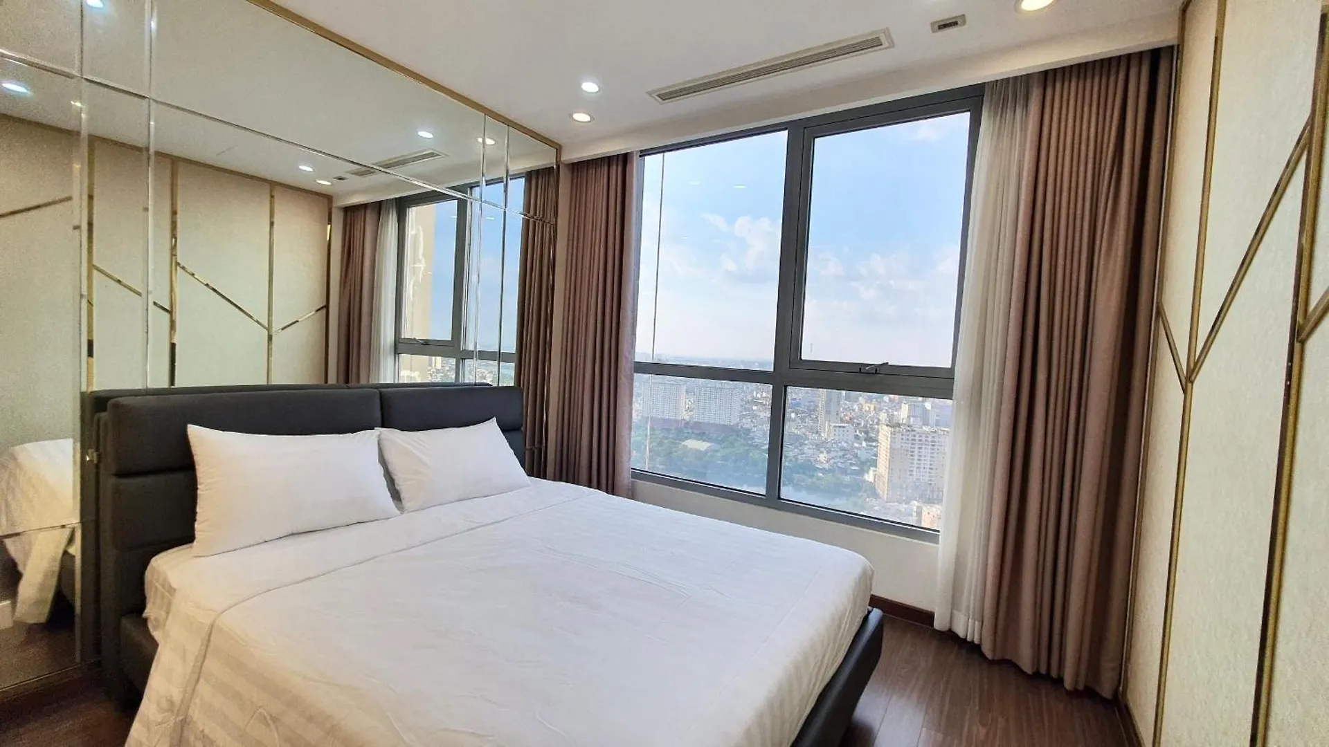 Vinhomes Central Park Premier Apartment Ho Chi Minh City